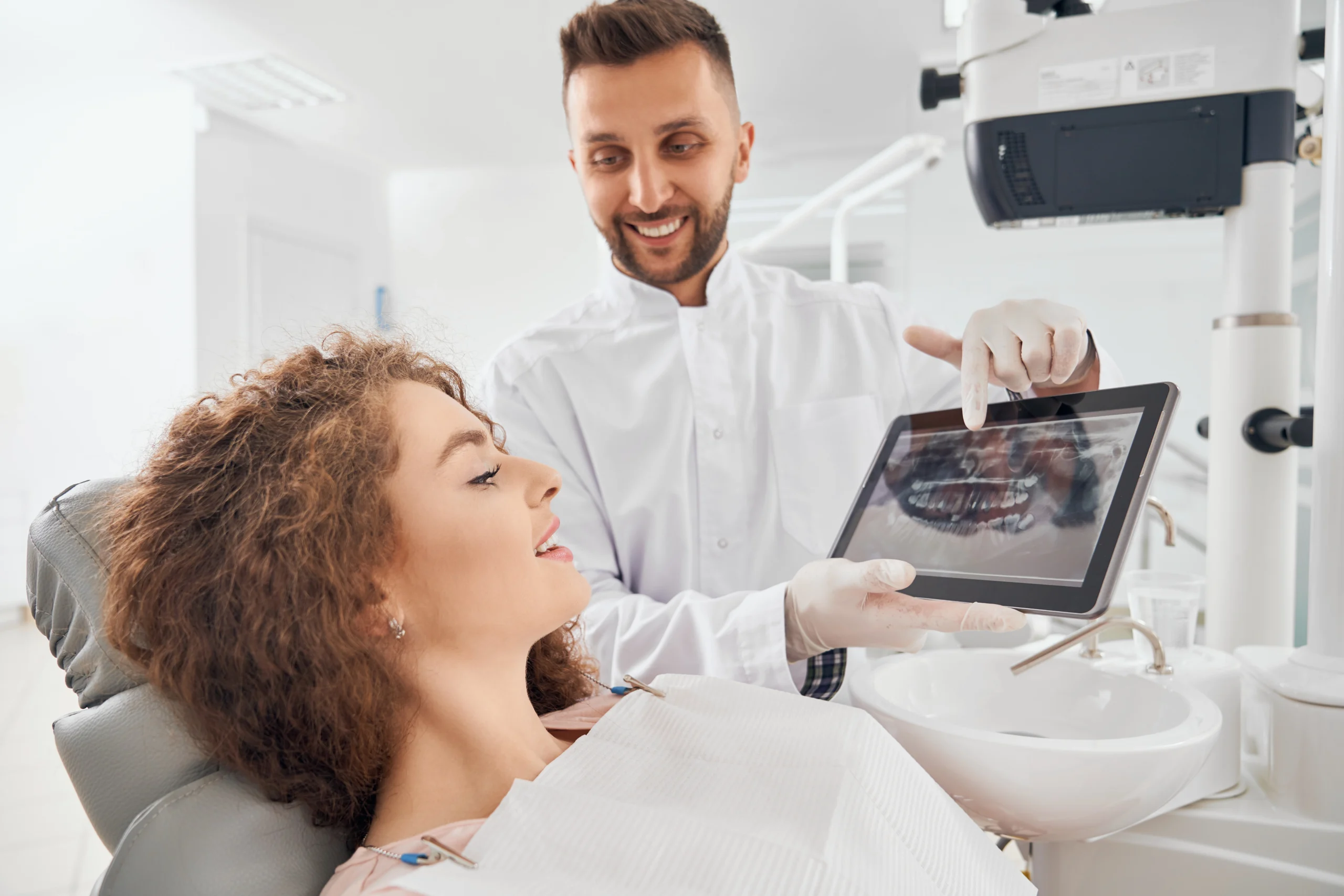 The Future of Dentistry, Trends, Innovations, and Global Perspectives Dentists using AI tools in modern practice – future of dentistry